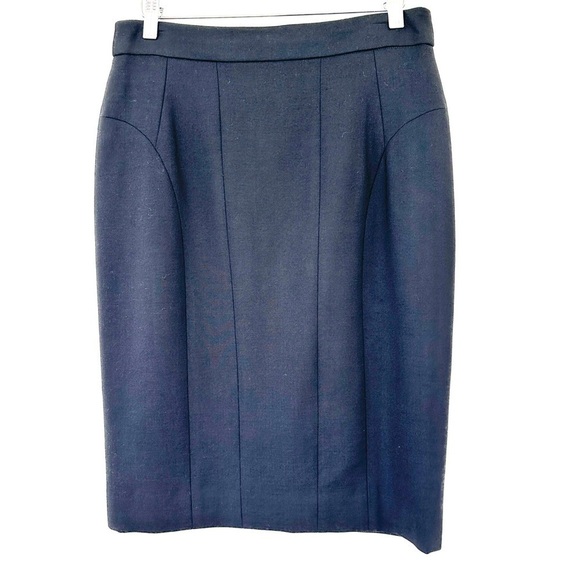 Pencil skirt with  exposed gold zipper at centre back, wool, lined, midi length - Picture 2 of 11